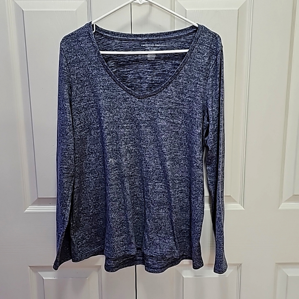 American eagle soft and sexy long sleeve top